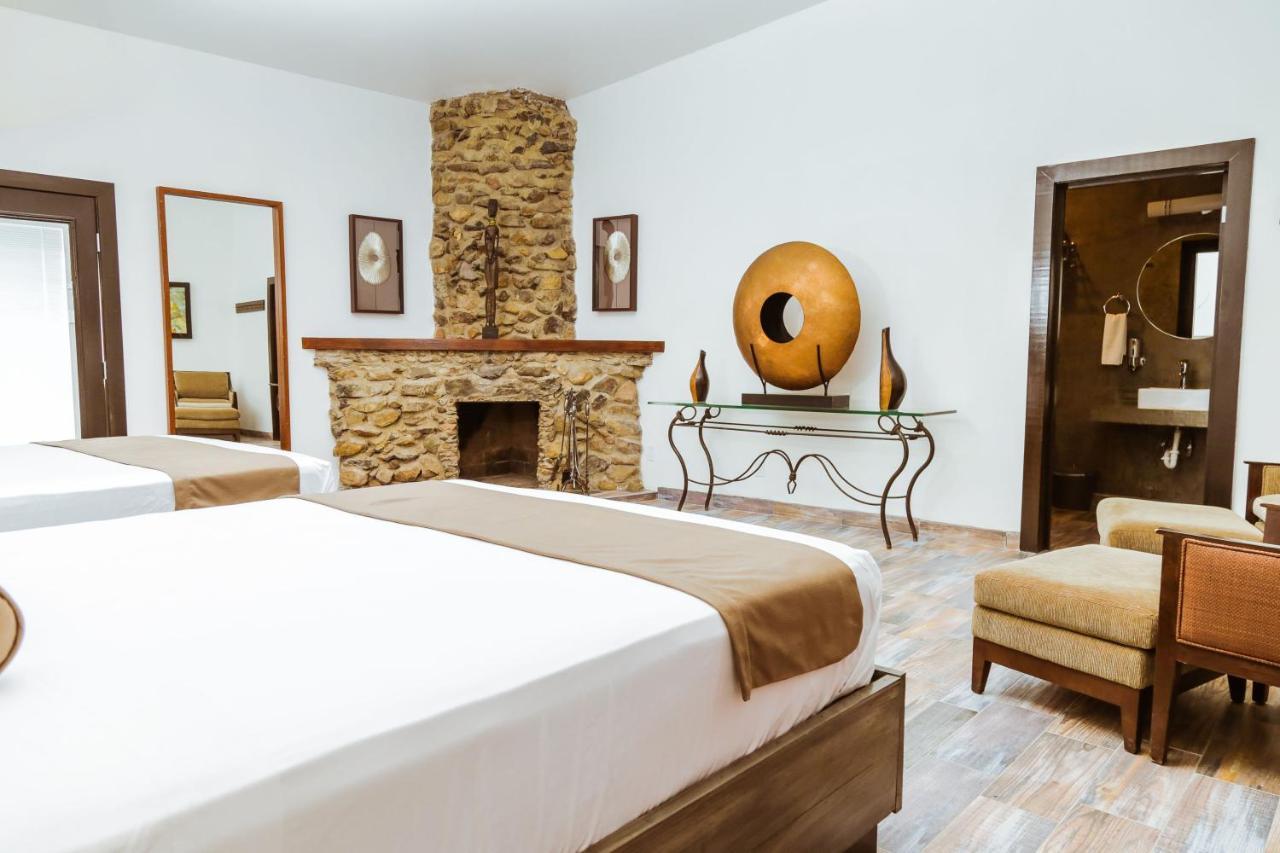 バジェ・デ・グアダルーペ Casa Emiliana Bed & Breakfast エクステリア 写真